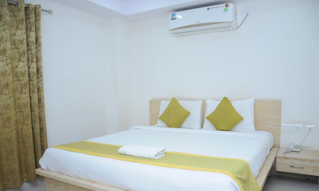 Hotel Pratz Inn Hajdarábád Exteriér fotografie